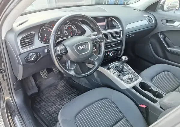 Audi A4 cena 47897 przebieg: 270000, rok produkcji 2013 z Małogoszcz małe 379